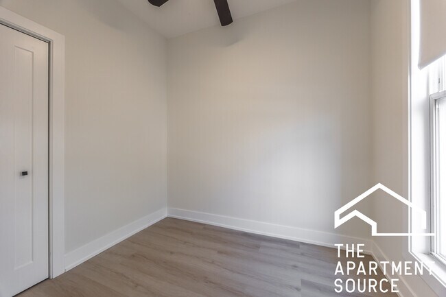 Building Photo - 1311 W Ohio St