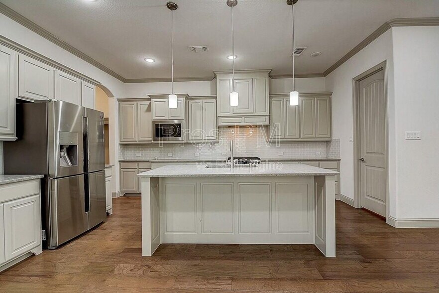 Building Photo - 4145 Sechrist Dr