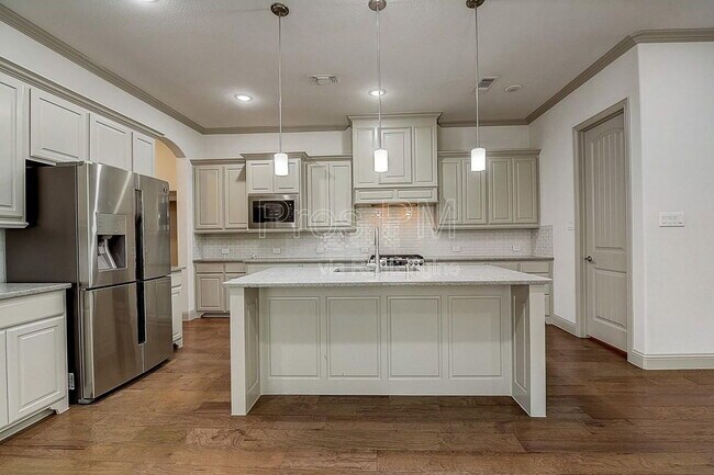 Building Photo - 4145 Sechrist Dr