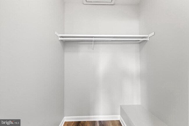Building Photo - 9904 Hagel Cir
