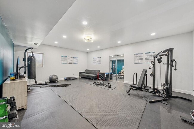 Building Photo - 606 Brockman Ct