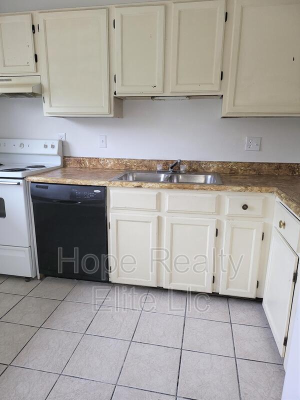 Building Photo - 2463 Astrozon Cir