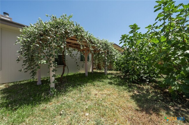 Building Photo - 9513 Fratelli Court
