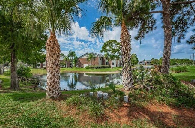 Building Photo - 1400 Gandy Blvd N
