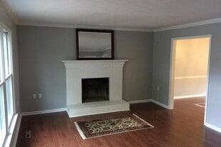 Building Photo - 2106 Harvest Dr