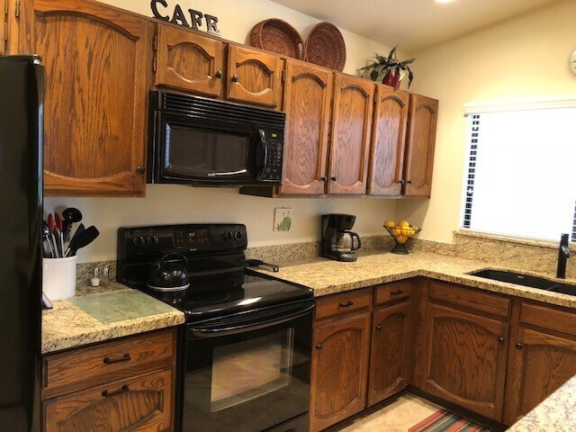 Building Photo - Spectacular Views in Leisure World a 45+ Active Adult Community, Available May till October 2026!