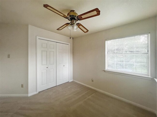 Building Photo - 6204 Old Harbor Ln