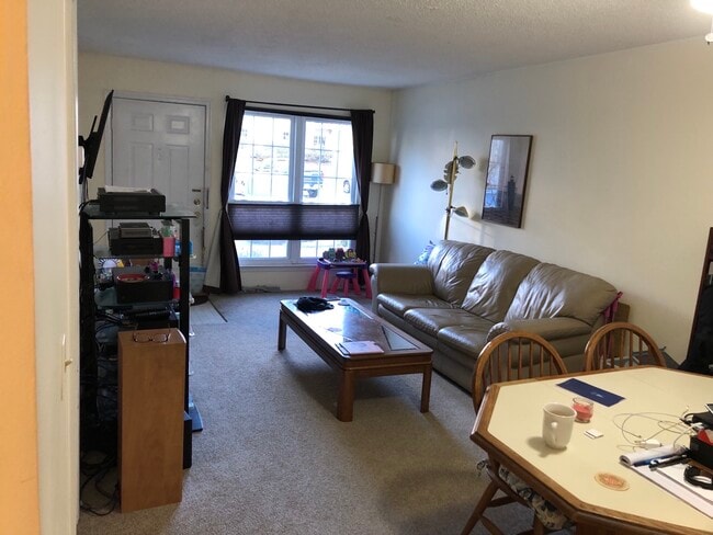 Building Photo - 1243 Mulberry Dr