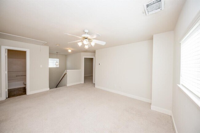 Building Photo - 5839 Sonoma Ridge