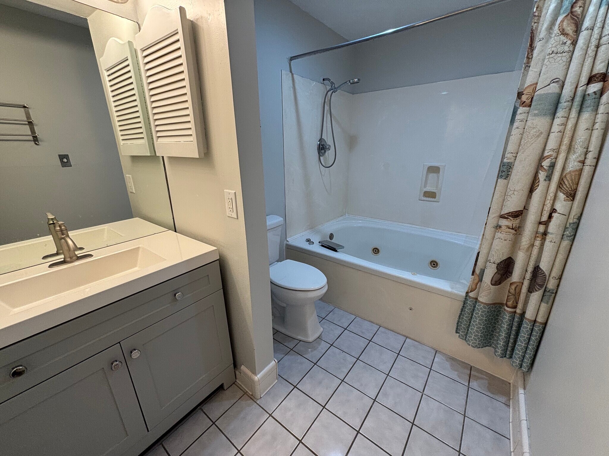 Building Photo - 2730 Brownsboro Rd