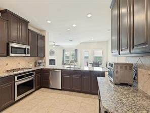Building Photo - 705 Anson Ct