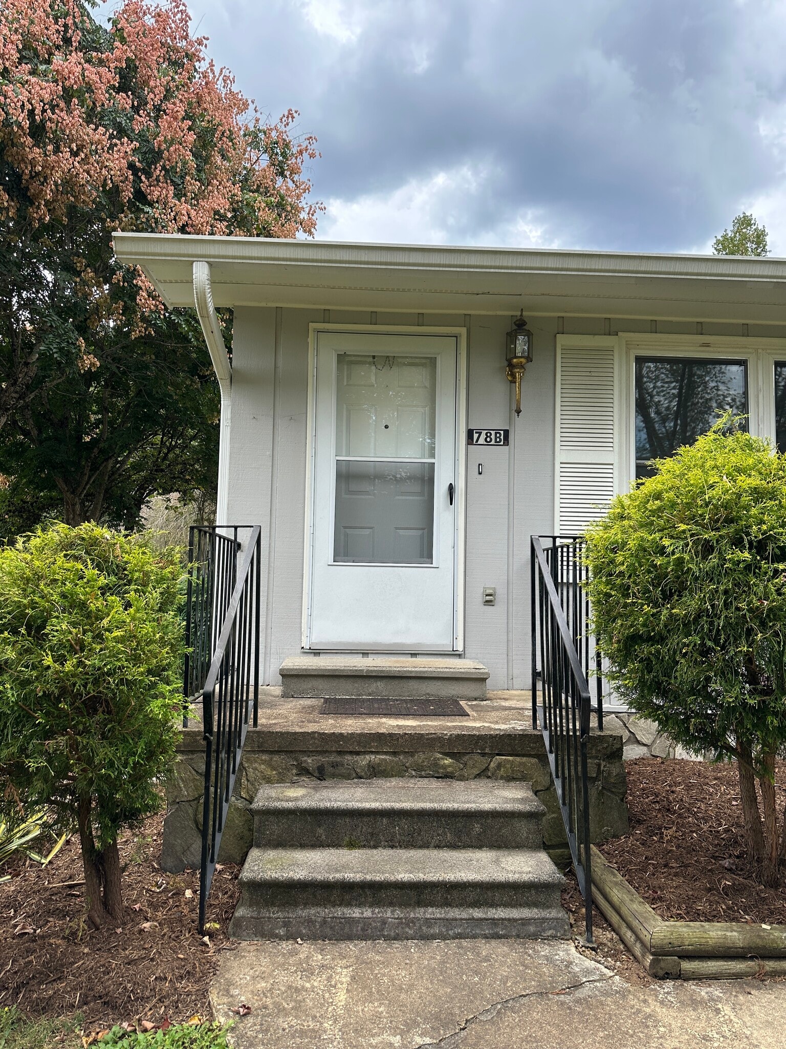 Building Photo - 78B Dries Dr