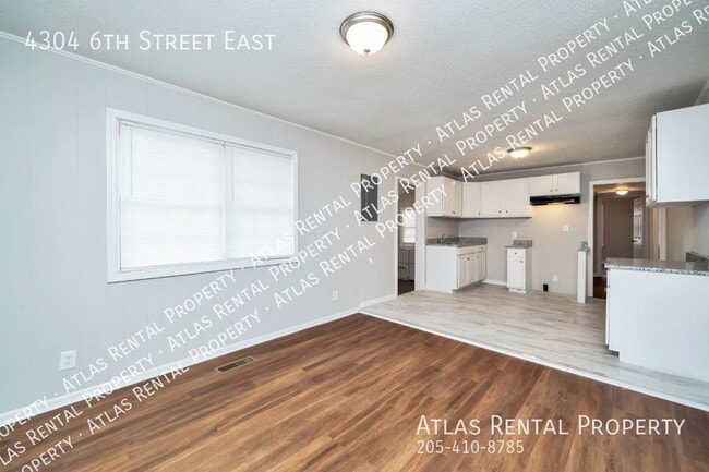 Building Photo - 4304 6th St E