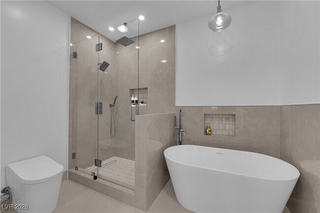 Building Photo - 2513 Wimbledon Dr