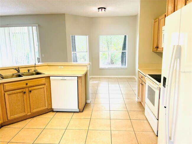 Building Photo - 17 Palmyra Ln