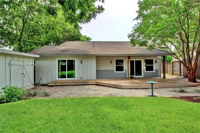 Building Photo - 1708 Ullrich Ave