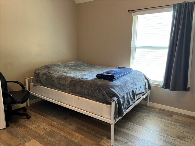 Building Photo - 14526 Grove Estates Ln