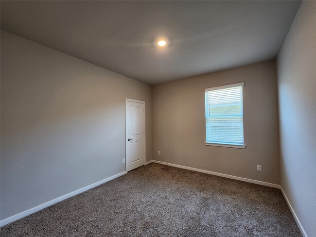 Building Photo - 19014 Whitehaven Bend Ln