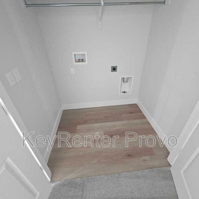 Building Photo - 1297 Dawes Wy