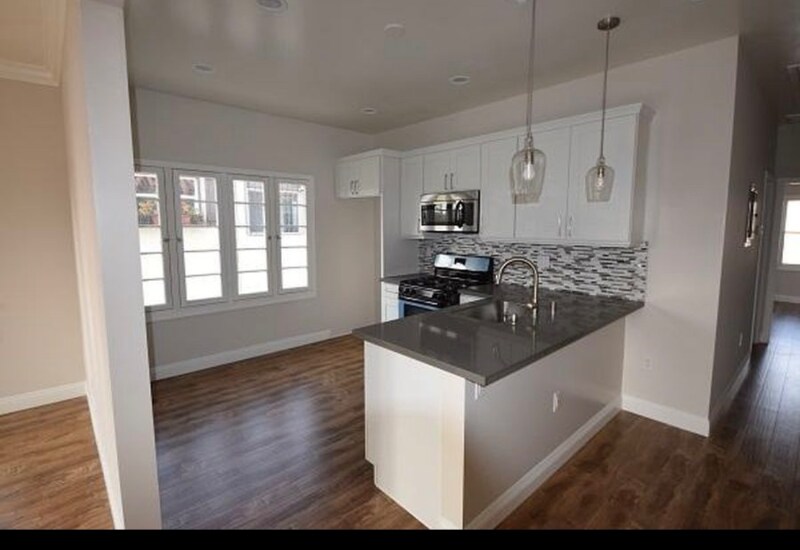 Building Photo - 6261 W Olympic Blvd