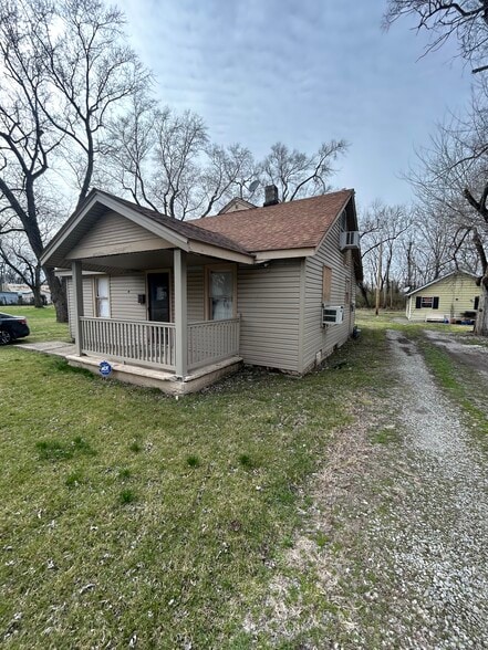 Building Photo - 61 S 49th St