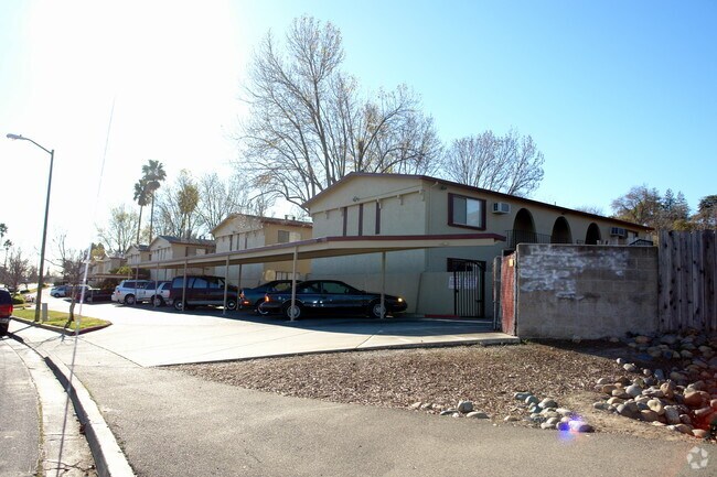 Building Photo - Willows