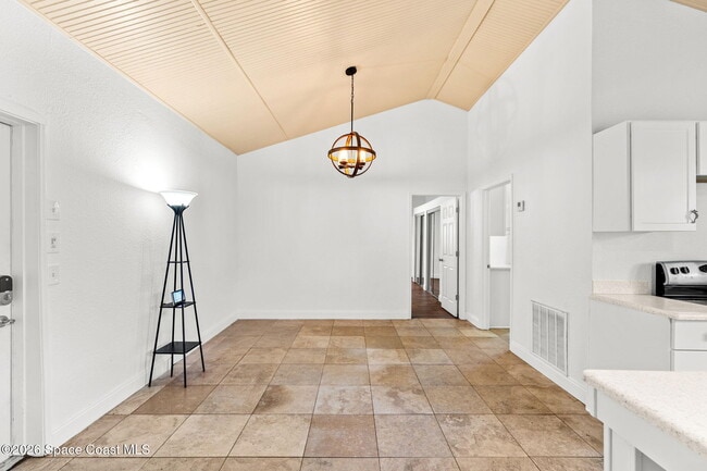 Building Photo - 1625 Hortana Dr