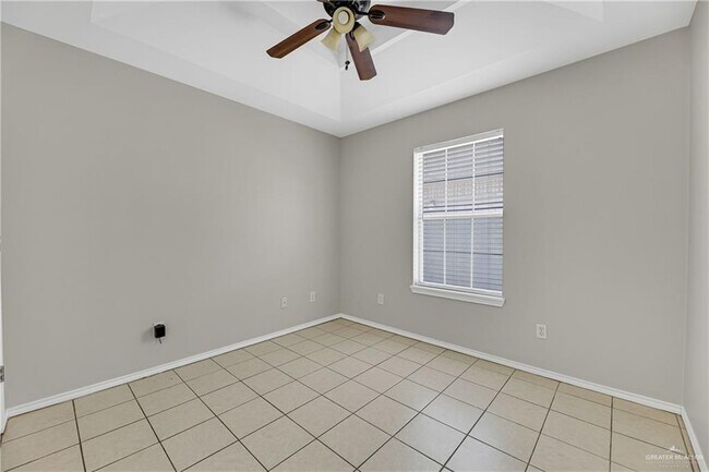 Building Photo - 601 Agate St