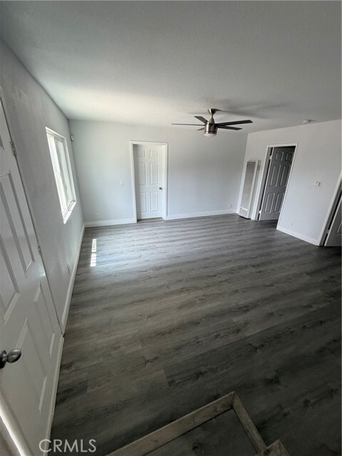 Building Photo - 2527 Senta Ave