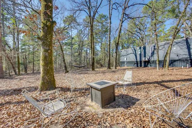 Building Photo - 420 Private Rd 8579