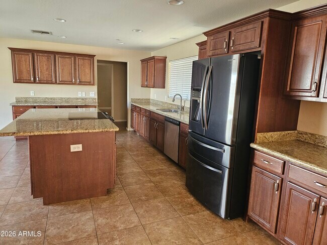 Building Photo - 3711 N Kachina Ln