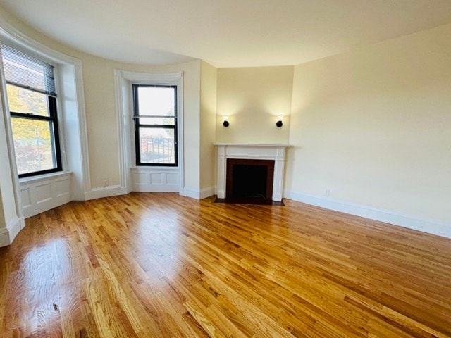 Building Photo - 504 Beacon St