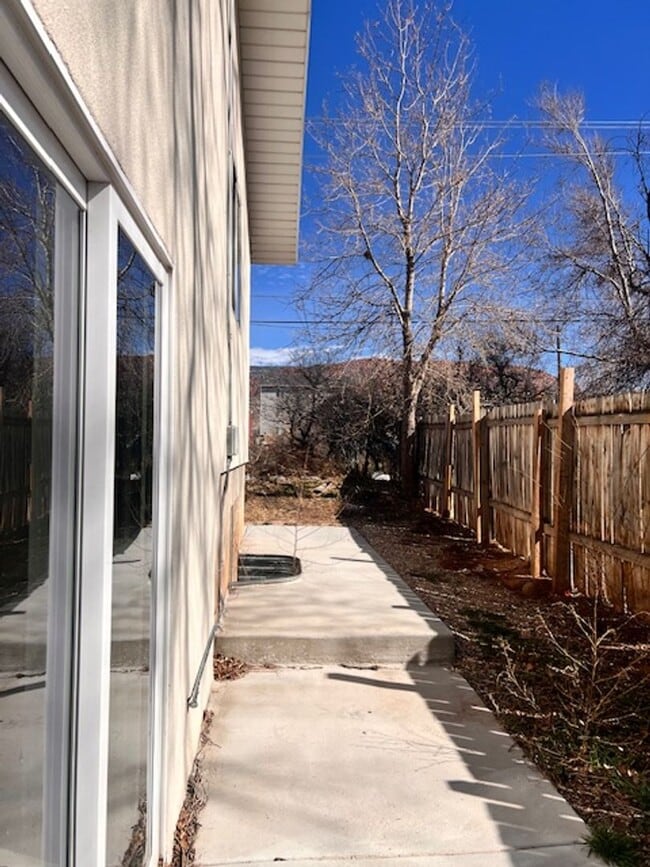 Building Photo - 378 - WC Properties, LLC