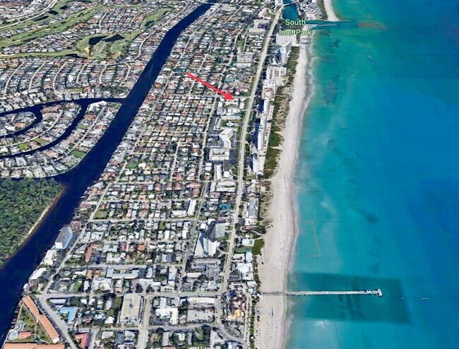 Building Photo - 930 Osceola Dr