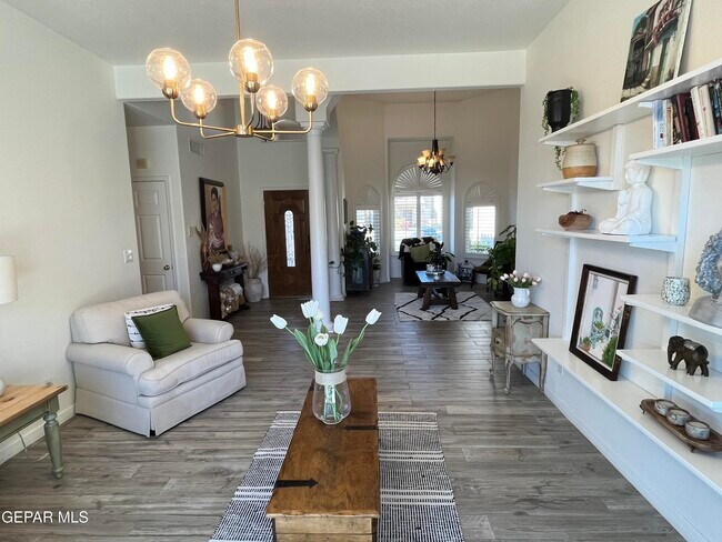 Building Photo - 1424 Cloud Ridge Dr