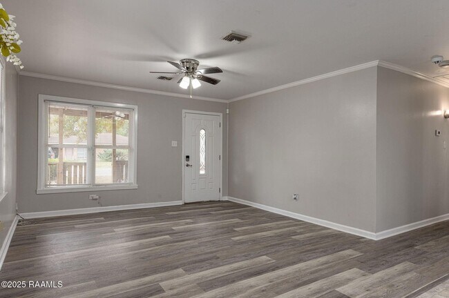 Building Photo - 509 San Jacinto Cir