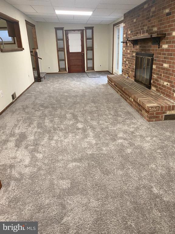 Building Photo - 19 Merriman Rd