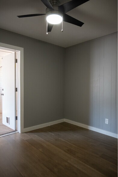 Building Photo - 4316 N 34th Dr