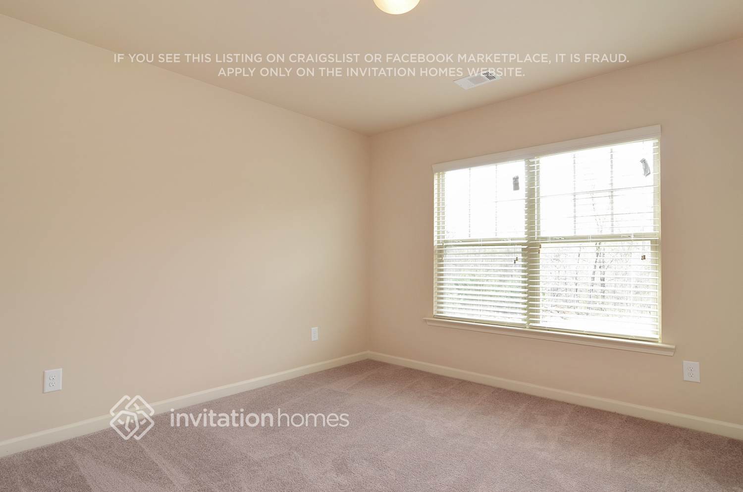 Building Photo - 3680 Brookhollow Dr