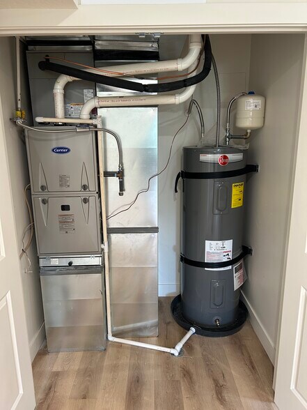 Building Photo - 534 W 1045 N