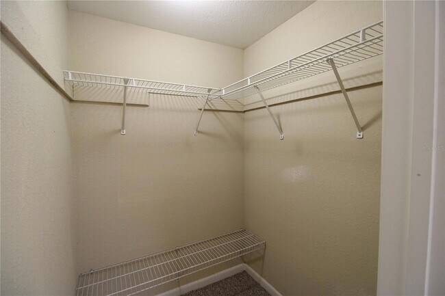 Building Photo - 507 NW 39th Rd