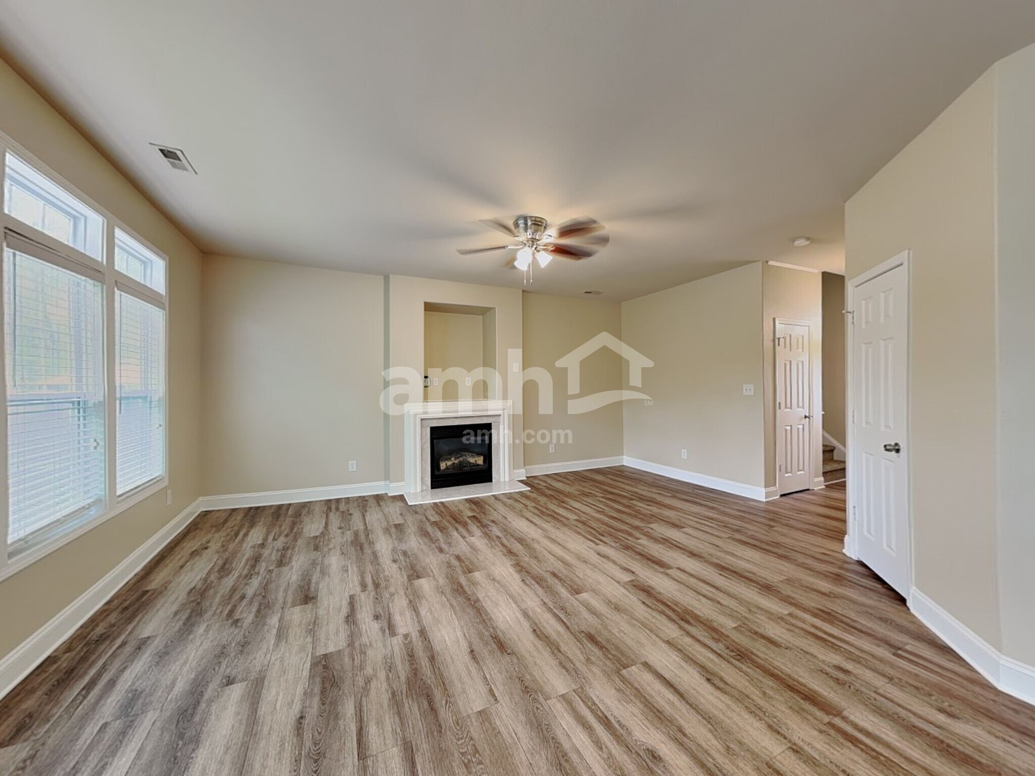 Building Photo - 9815 Waltham Ct