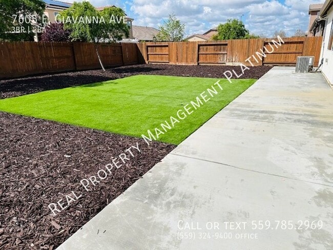 Building Photo - 7605 E Giavanna Ave