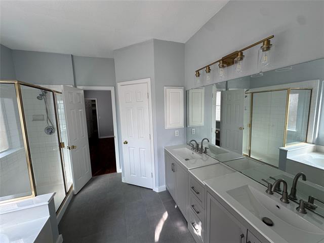 Building Photo - 4529 Burnhill Dr