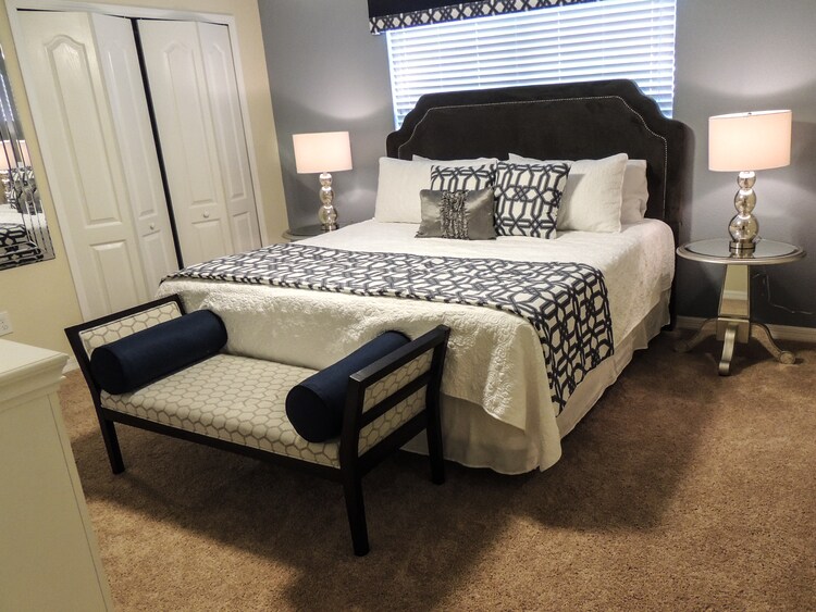 Building Photo - 2945 Banana Palm Dr