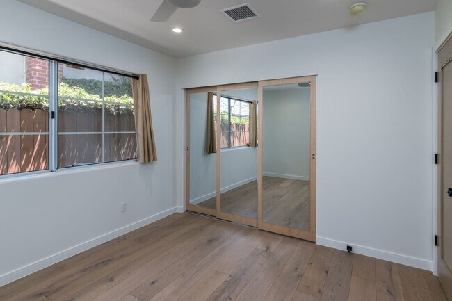 Building Photo - 32046 Kingspark Ct