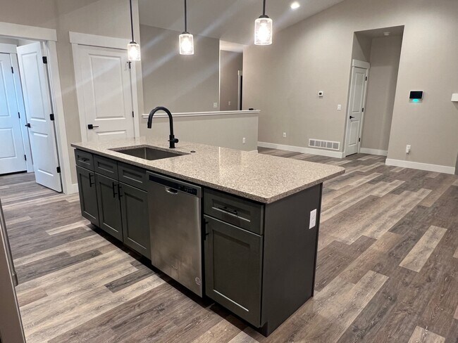 Building Photo - 5428 Dolomite Cir