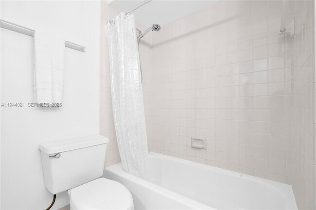 Building Photo - 10514 SW 127th Ct