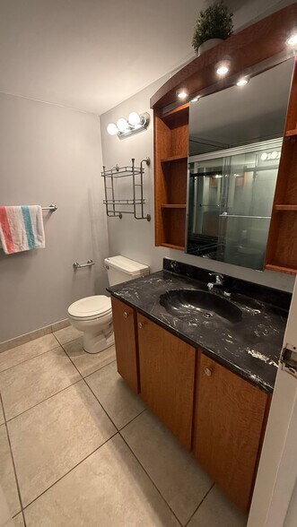 Building Photo - 2049 S Ocean Dr