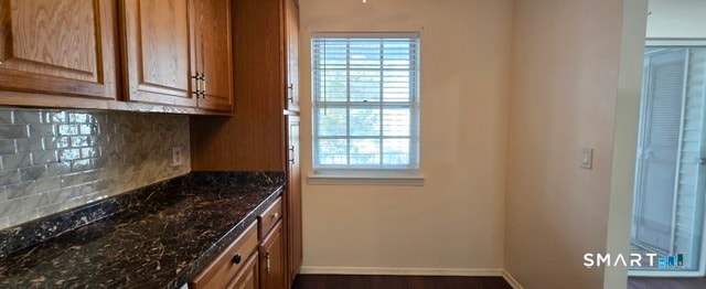 Building Photo - 50 Greenhouse Rd